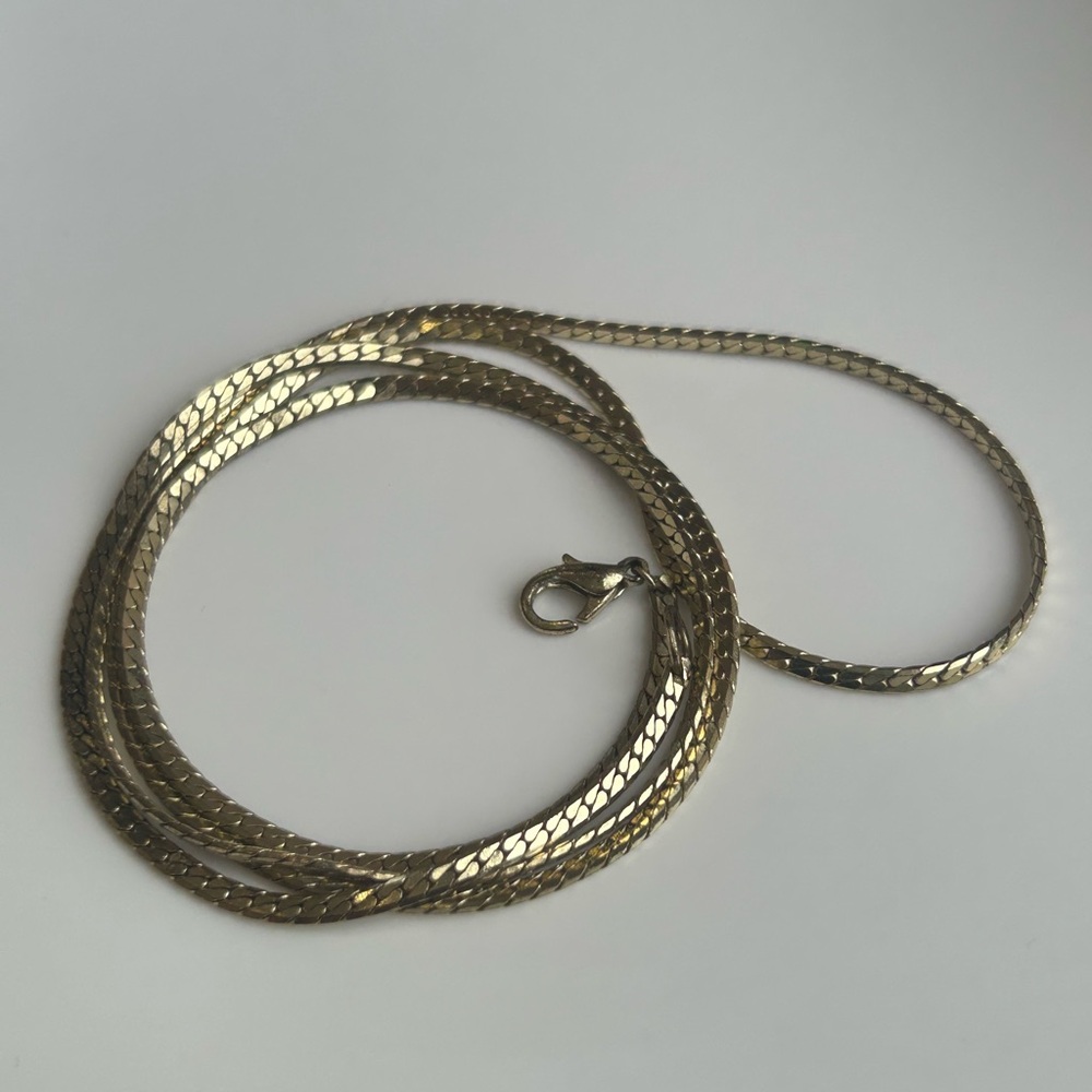 Elegant Gold-Tone Chain Necklace 24”